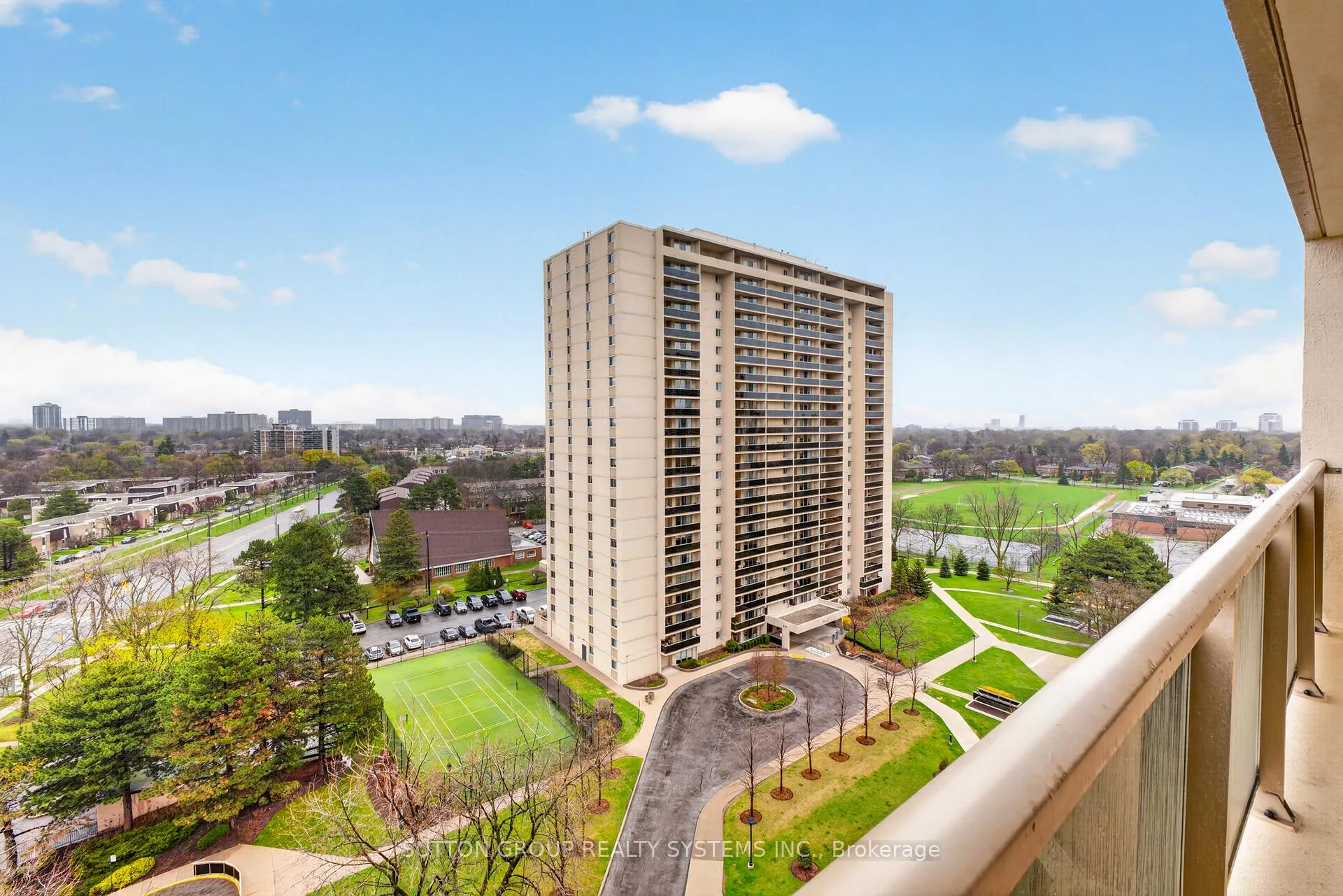 Photo 33 of Unit 1409, 820 Burnhamthorpe Road, Etobicoke, Markland Wood — HOMEH
