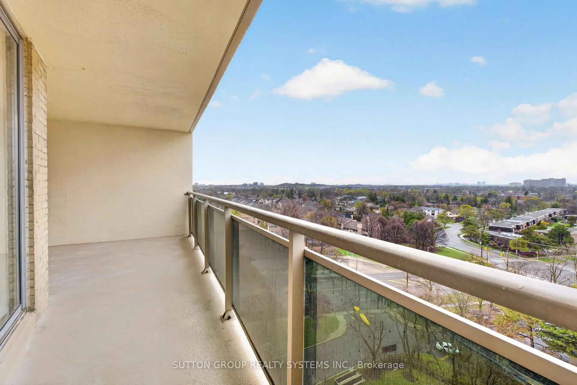 Photo 35 of Unit 1409, 820 Burnhamthorpe Road, Etobicoke, Markland Wood — HOMEH
