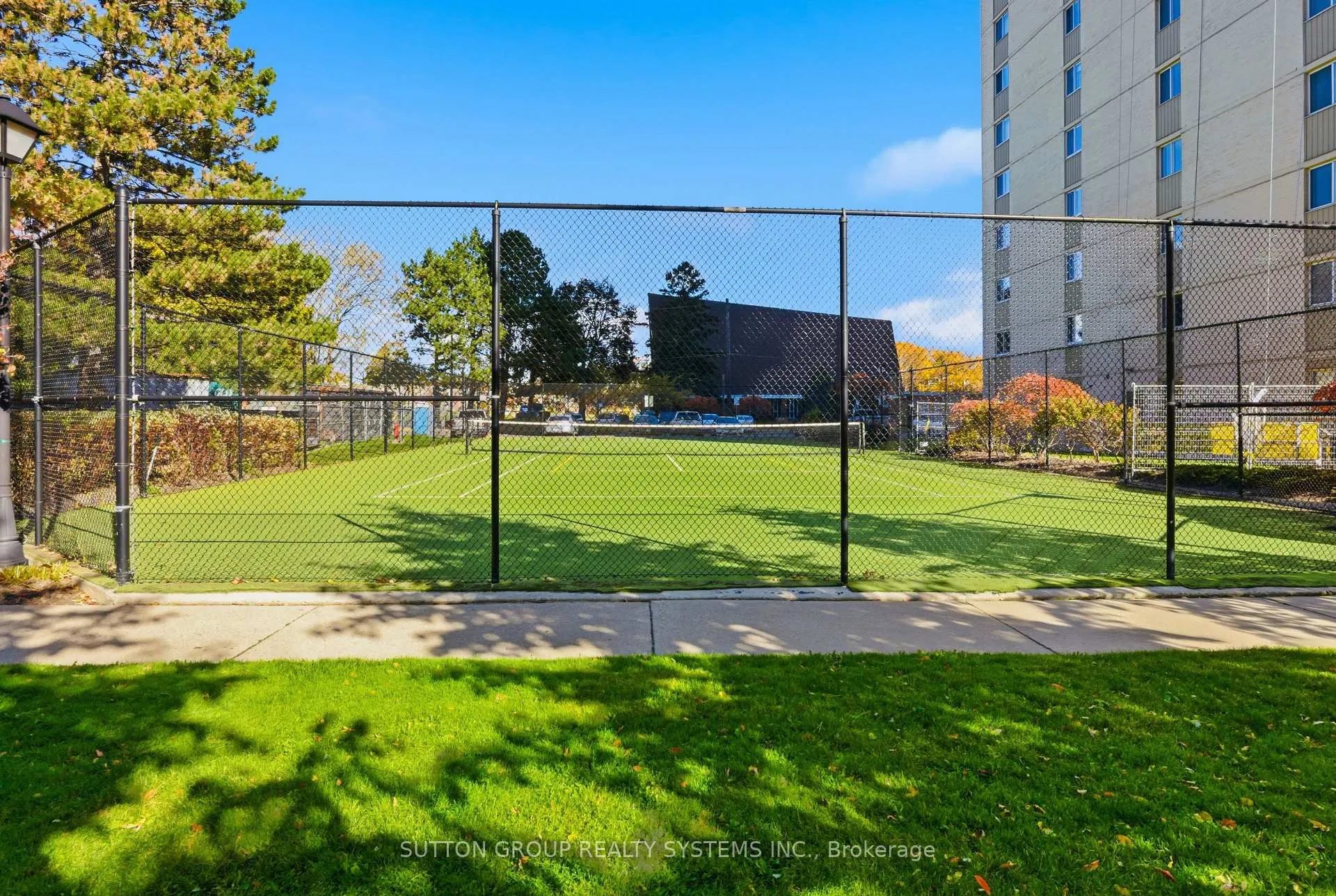 Photo 39 of Unit 1409, 820 Burnhamthorpe Road, Etobicoke, Markland Wood — HOMEH