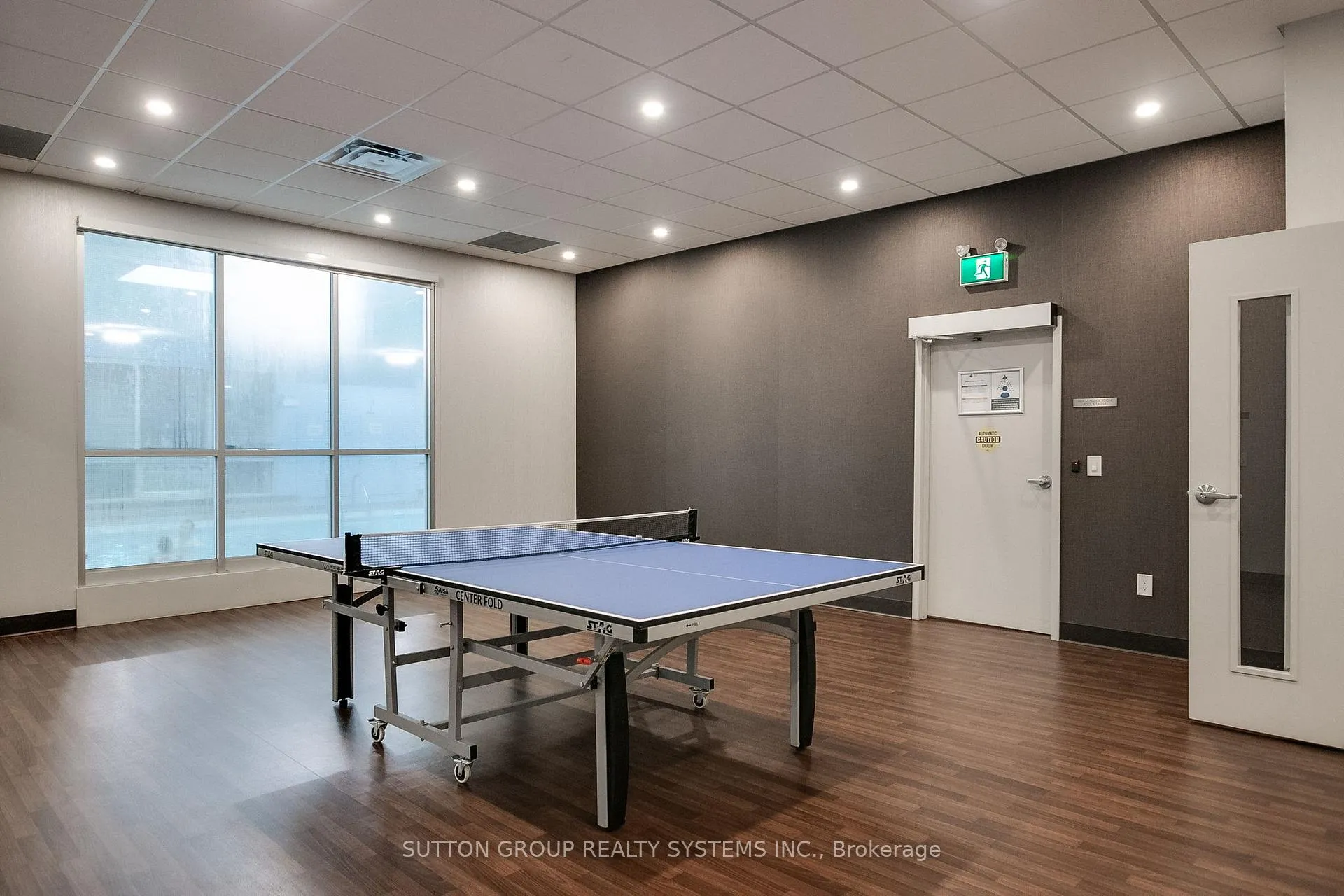 Photo 43 of Unit 1409, 820 Burnhamthorpe Road, Etobicoke, Markland Wood — HOMEH