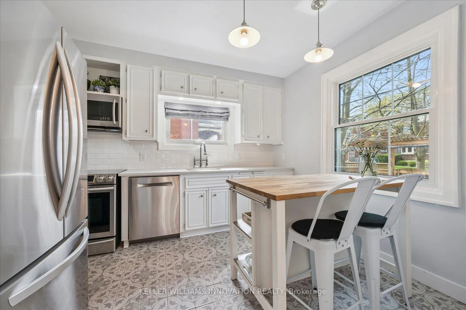 Photo 11 of 87 Lydia Street, Kitchener — HOMEH