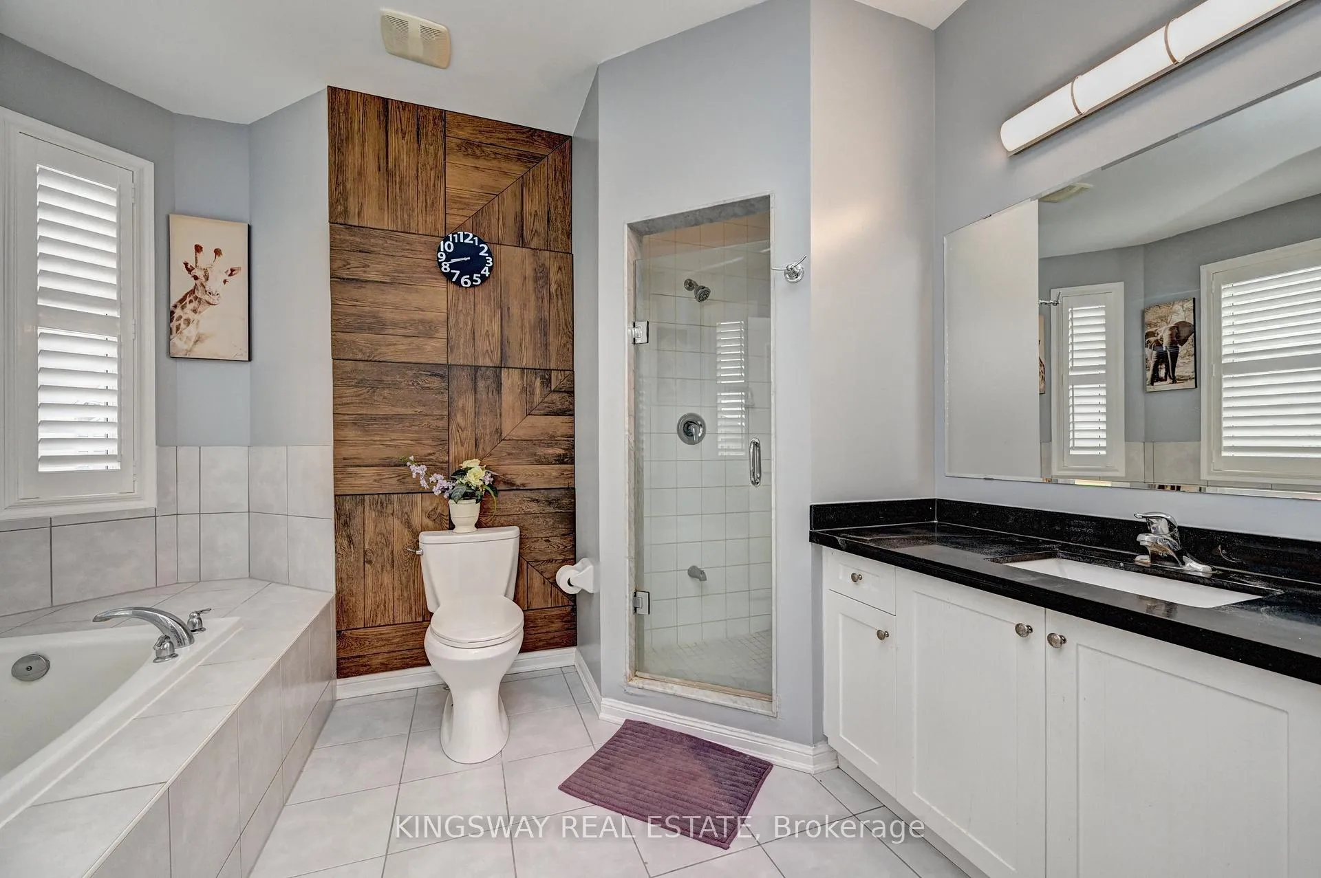 Photo 20 of 48 Osgoode Street, Cambridge, Silver Heights — HOMEH