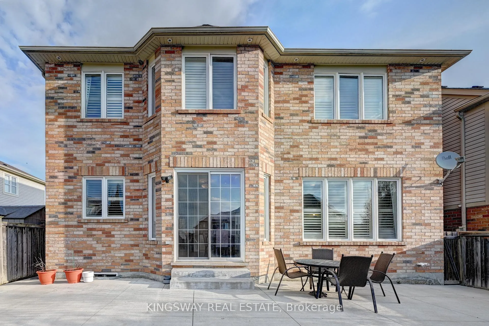 Photo 39 of 48 Osgoode Street, Cambridge, Silver Heights — HOMEH