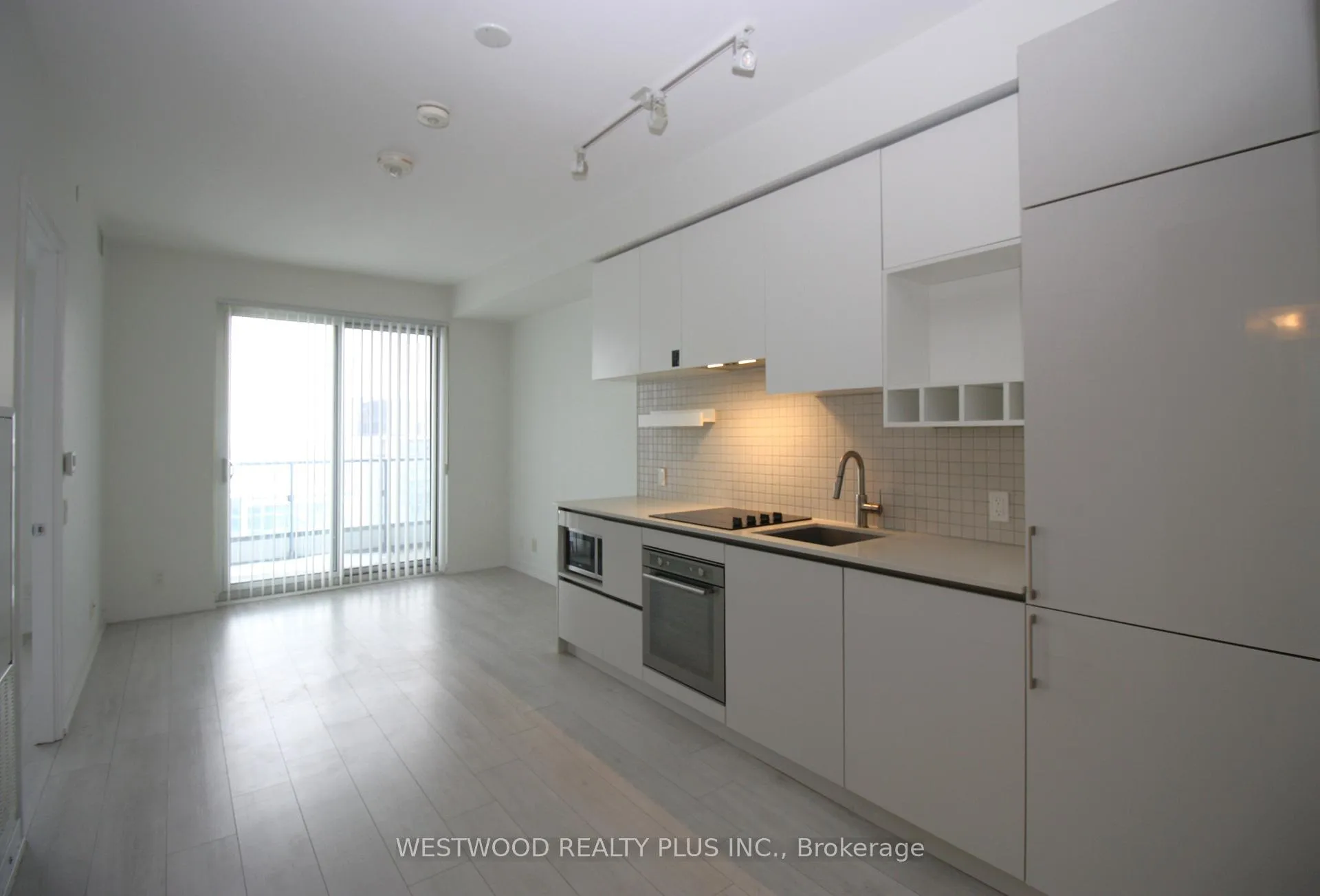 Photo 5 of Unit 5903, 950 Portage Parkway, Vaughan, Vaughan Corporate Centre — HOMEH