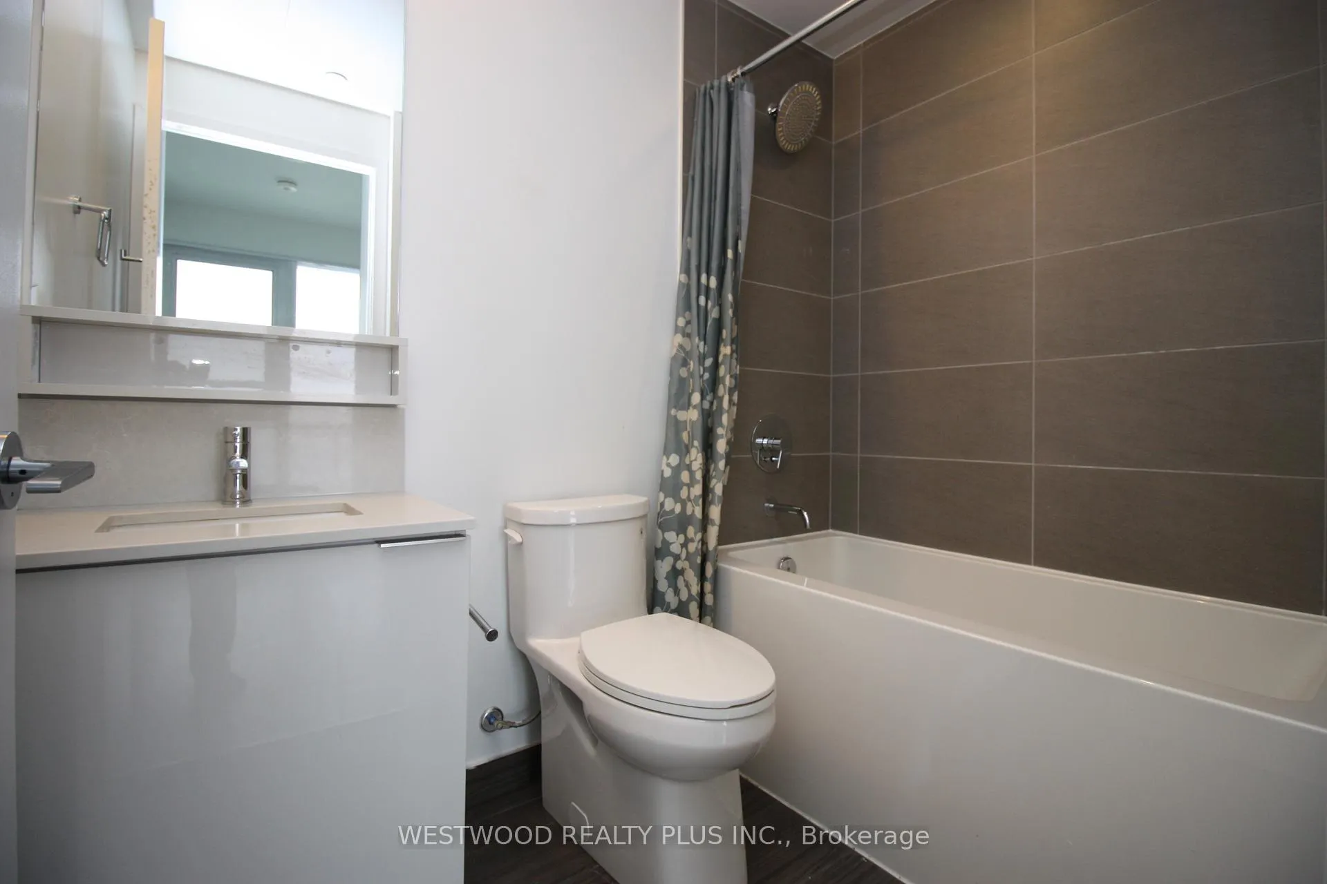 Photo 10 of Unit 5903, 950 Portage Parkway, Vaughan, Vaughan Corporate Centre — HOMEH