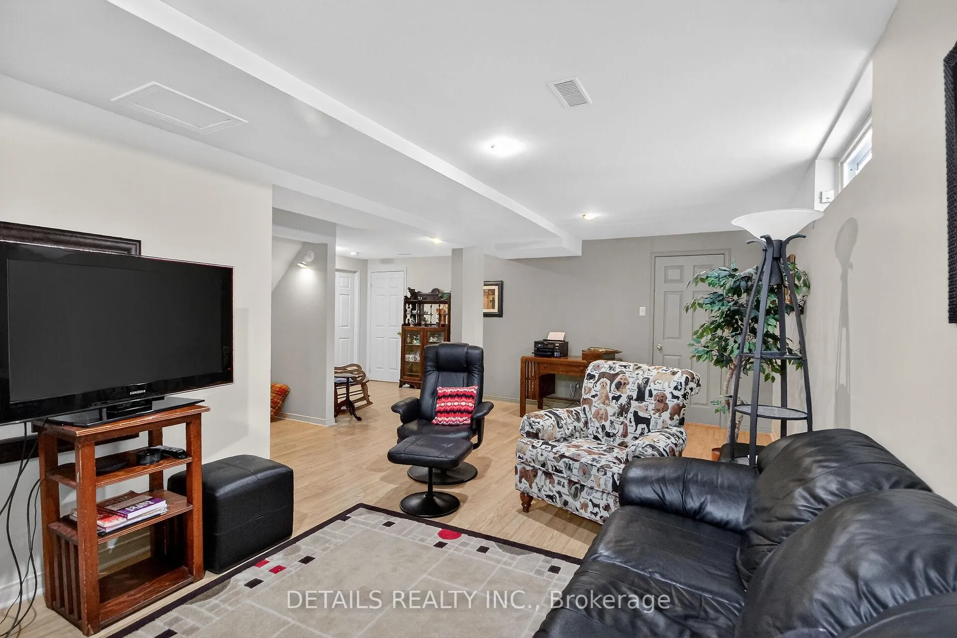 Photo 34 of 6105 Lariviere Crescent, Ottawa, Chapel Hill South - Orleans Village — HOMEH