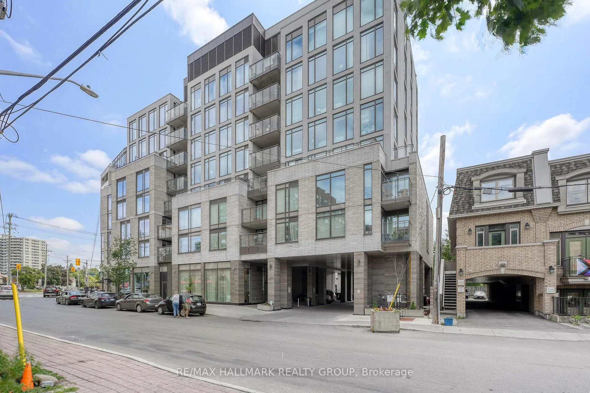 Photo 1 of Unit 814, 411 Mackay Street, Ottawa, Lindenlea — HOMEH
