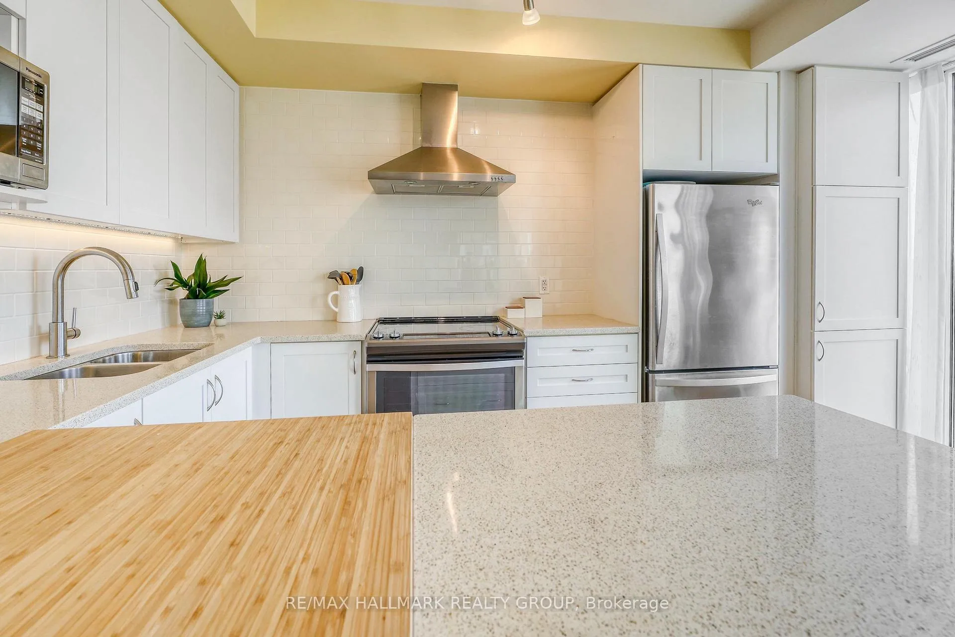 Photo 19 of Unit 814, 411 Mackay Street, Ottawa, Lindenlea — HOMEH