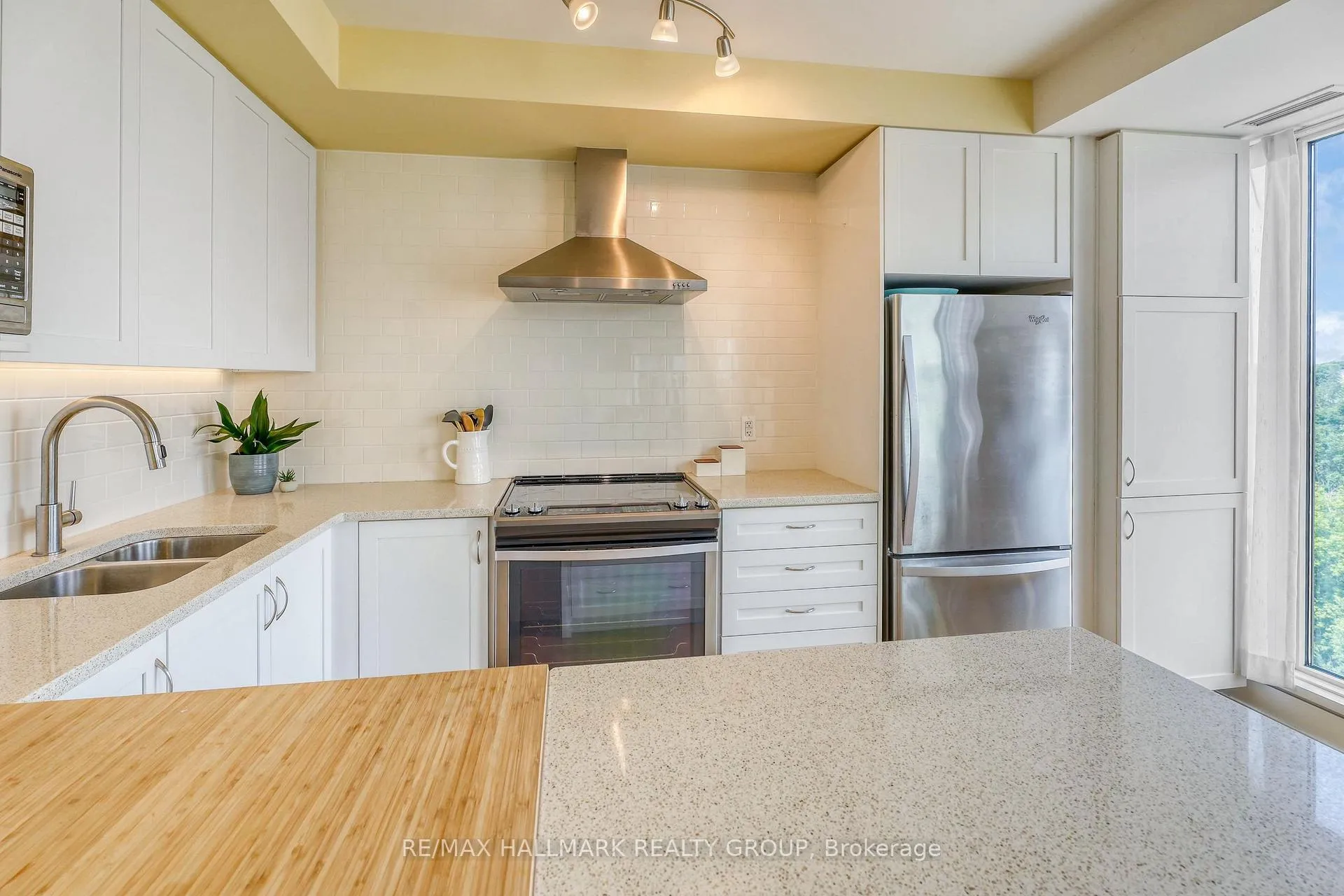 Photo 20 of Unit 814, 411 Mackay Street, Ottawa, Lindenlea — HOMEH