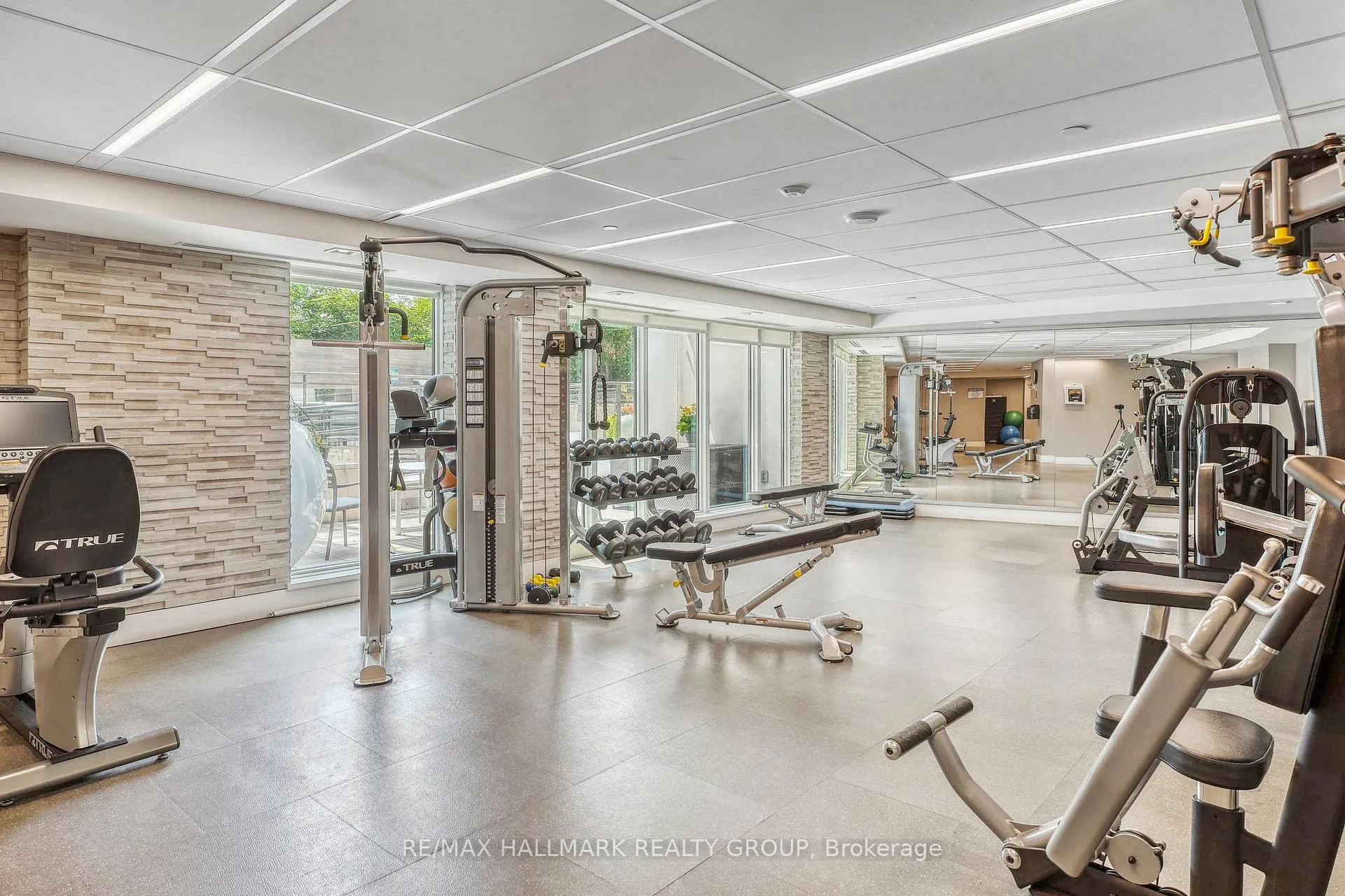 Photo 32 of Unit 814, 411 Mackay Street, Ottawa, Lindenlea — HOMEH