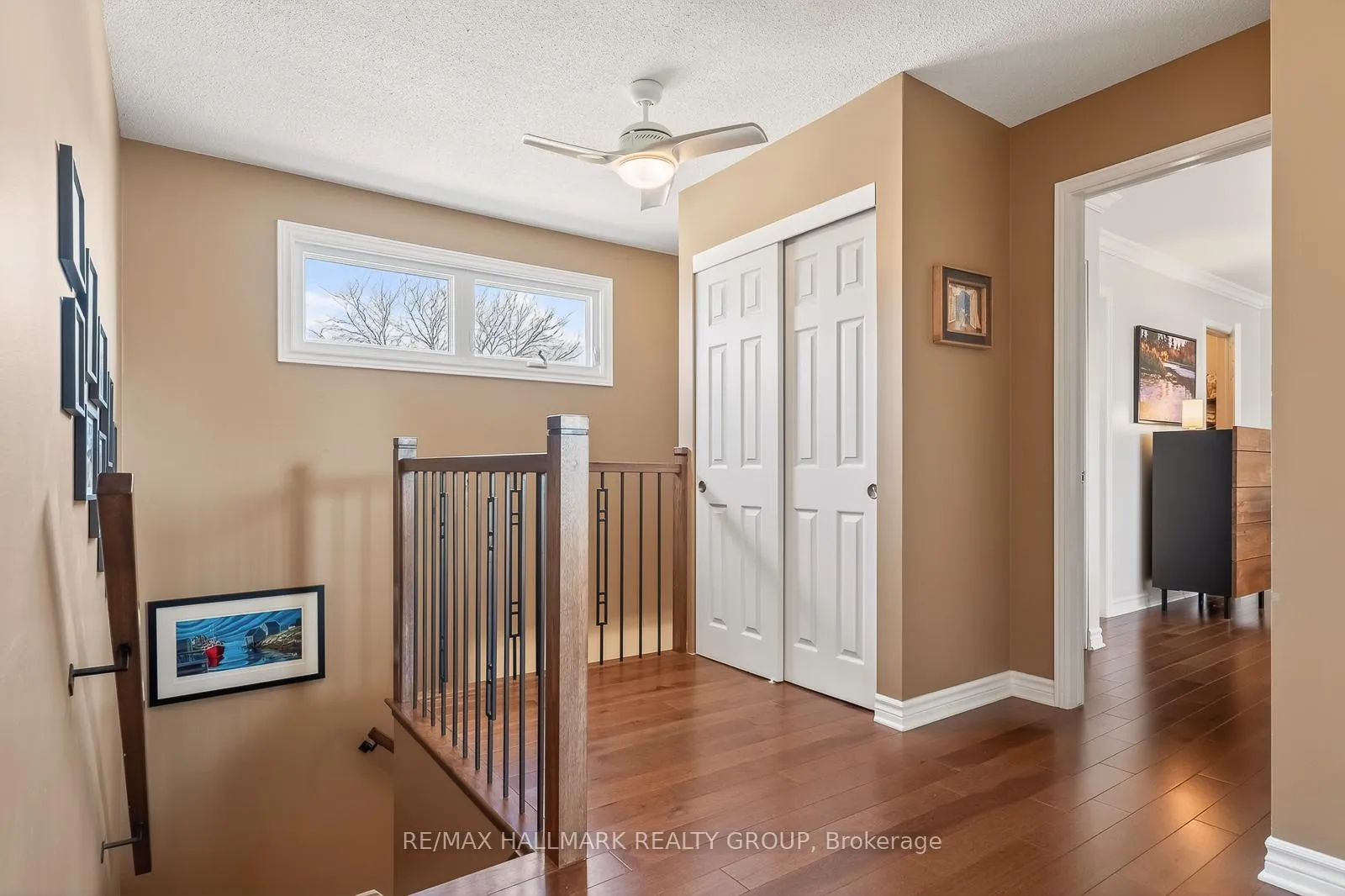 Photo 32 of 853 Acadian Gardens, Ottawa, Convent Glen — HOMEH