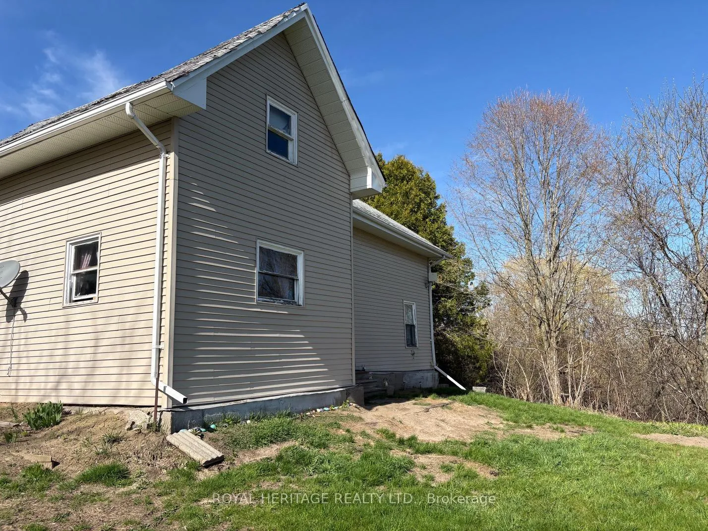 Front of 322 Dingman Road