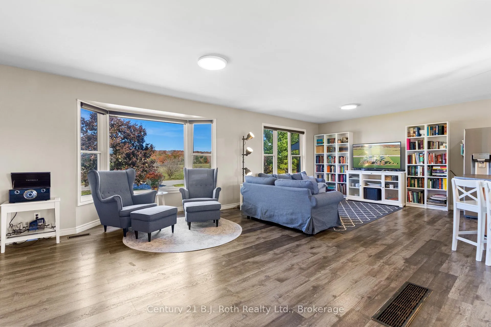 Photo 4 of 21388 Grey Rd 16, Chatsworth — HOMEH