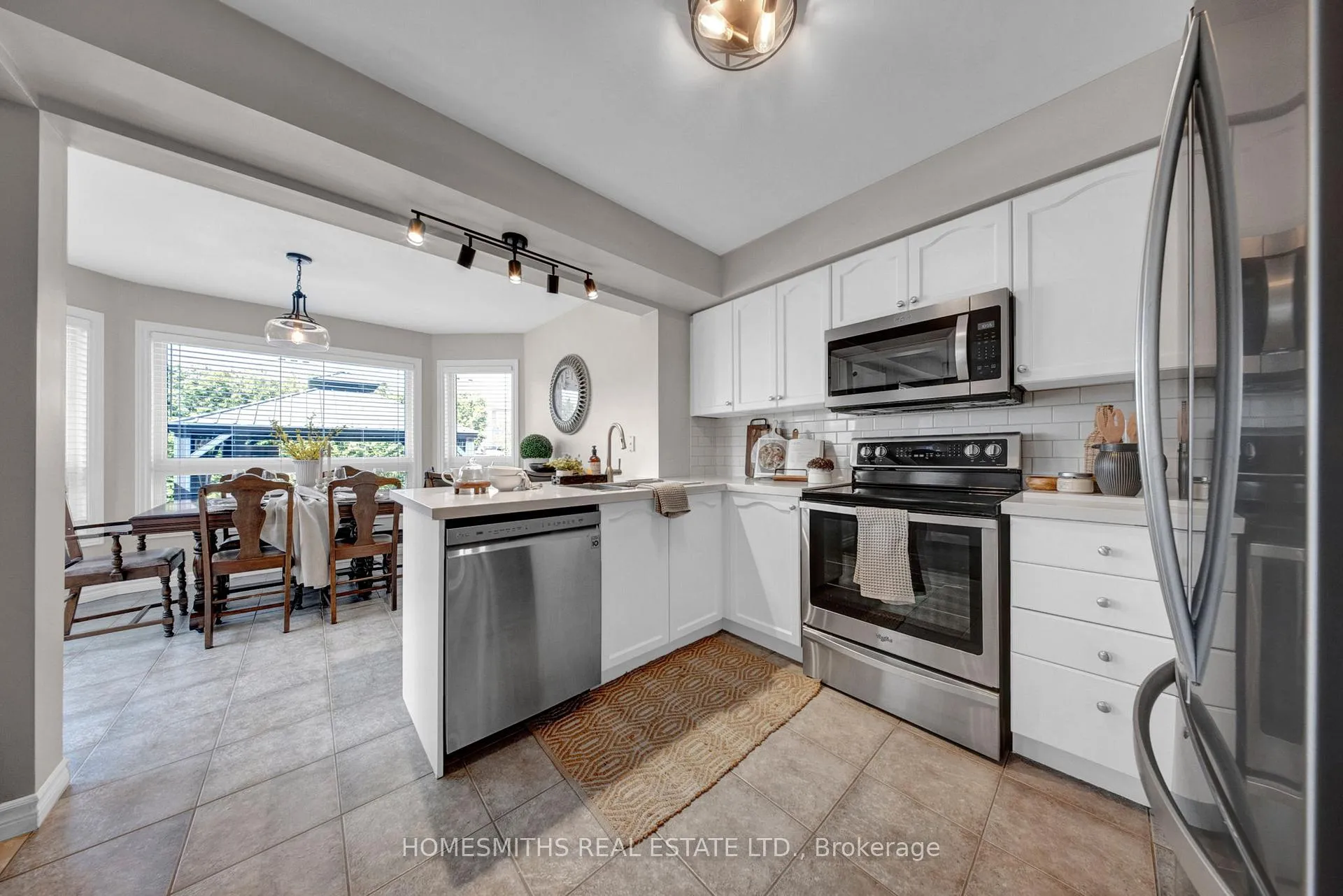 Photo 9 of 147 Sleeman Square, Clarington, Courtice — HOMEH
