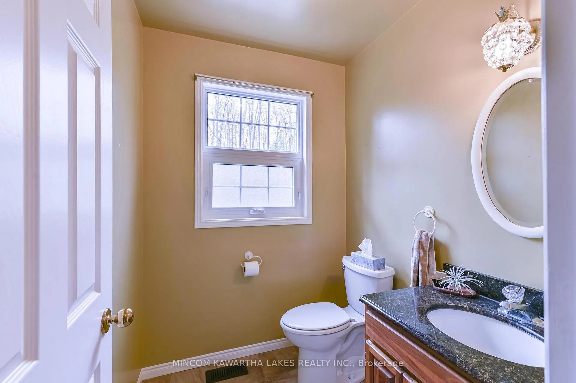 Photo 5 of 994 Birchview Crescent, Selwyn — HOMEH
