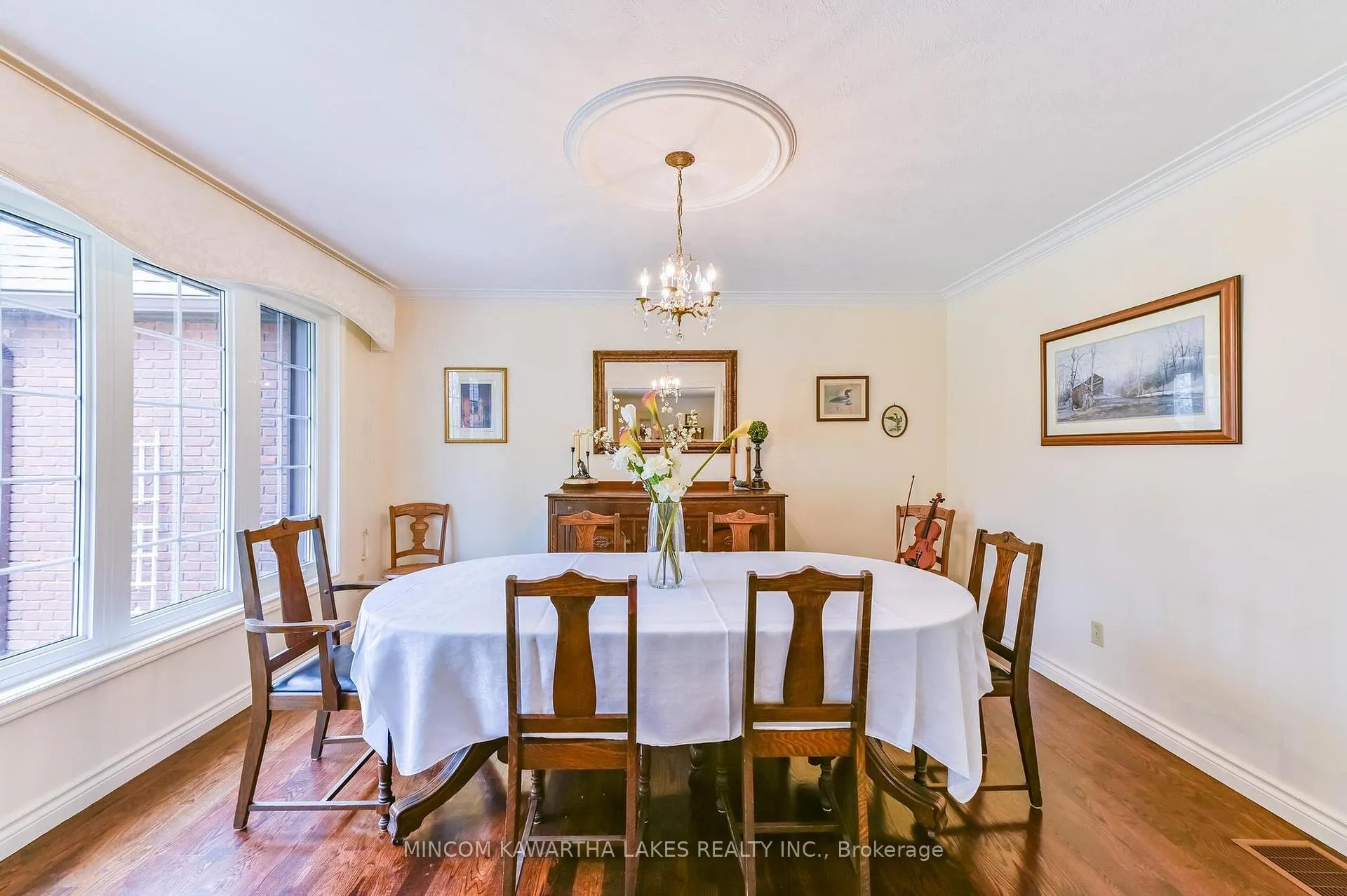 Photo 11 of 994 Birchview Crescent, Selwyn — HOMEH