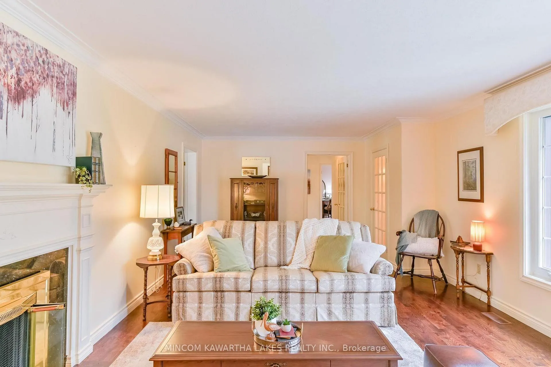 Photo 12 of 994 Birchview Crescent, Selwyn — HOMEH