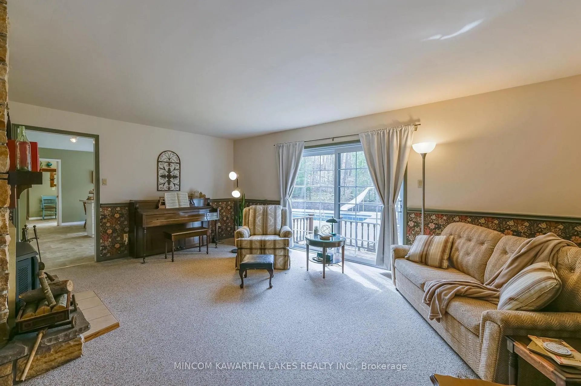Photo 23 of 994 Birchview Crescent, Selwyn — HOMEH