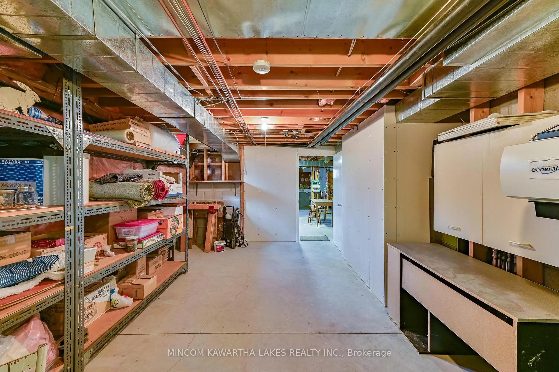 Photo 33 of 994 Birchview Crescent, Selwyn — HOMEH
