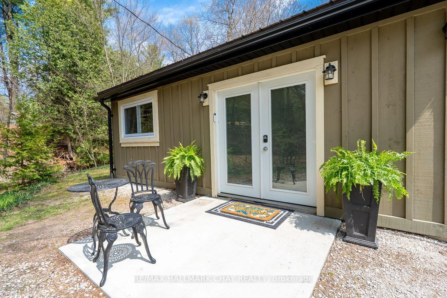 Photo 8 of 8256 Main Street, Adjala-Tosorontio, Lisle — HOMEH