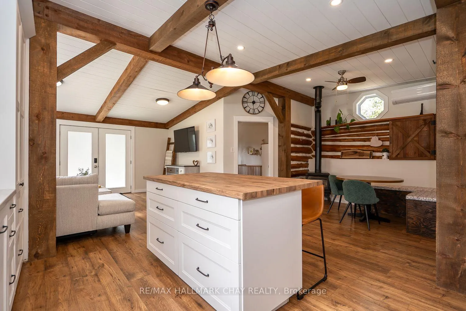 Photo 18 of 8256 Main Street, Adjala-Tosorontio, Lisle — HOMEH