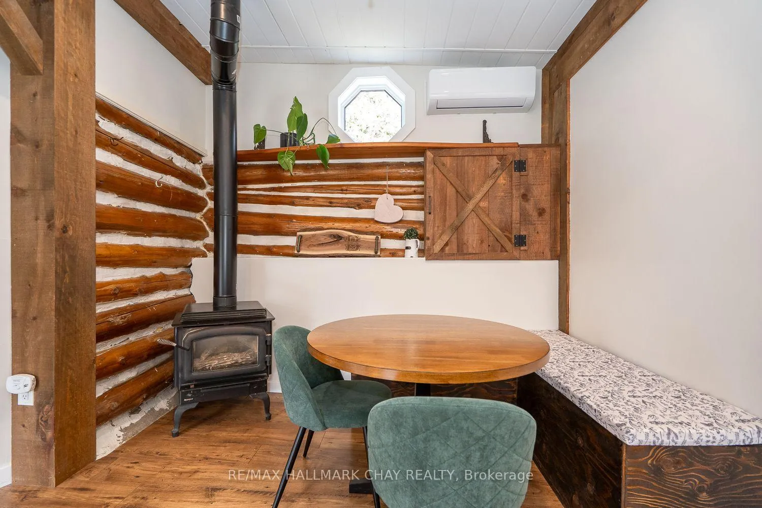 Photo 23 of 8256 Main Street, Adjala-Tosorontio, Lisle — HOMEH