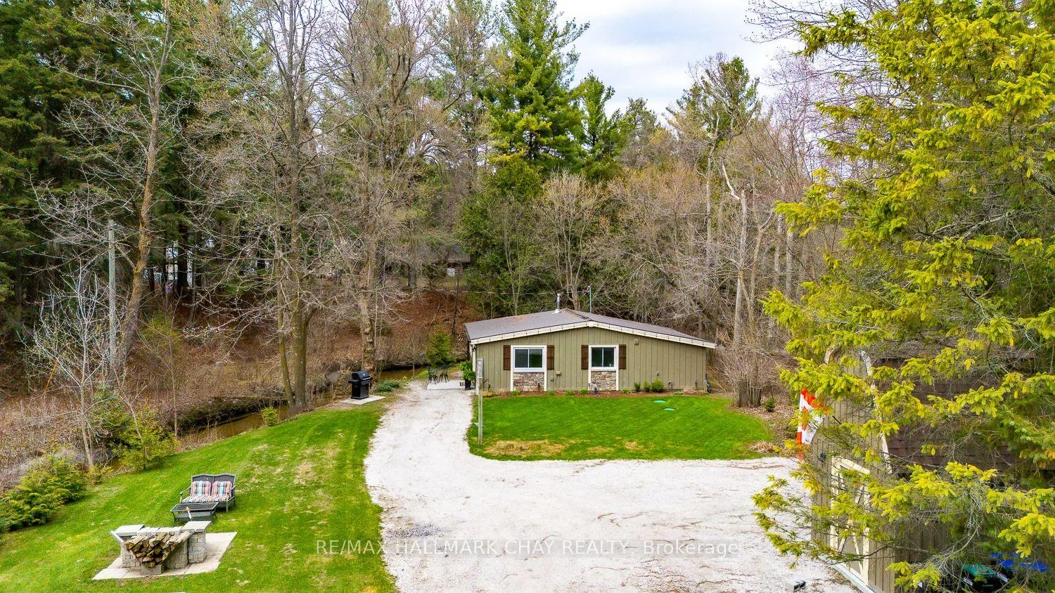 Photo 37 of 8256 Main Street, Adjala-Tosorontio, Lisle — HOMEH
