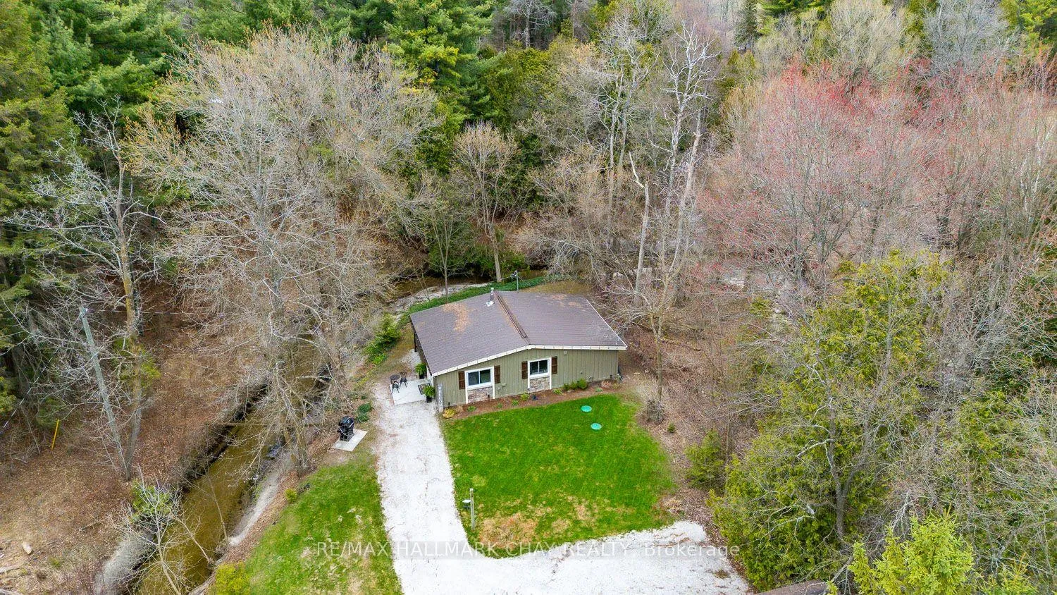 Photo 38 of 8256 Main Street, Adjala-Tosorontio, Lisle — HOMEH