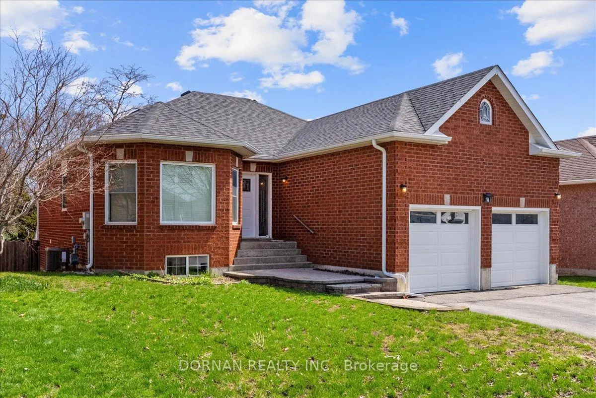 Photo 4 of 754 Munson Crescent, Cobourg — HOMEH