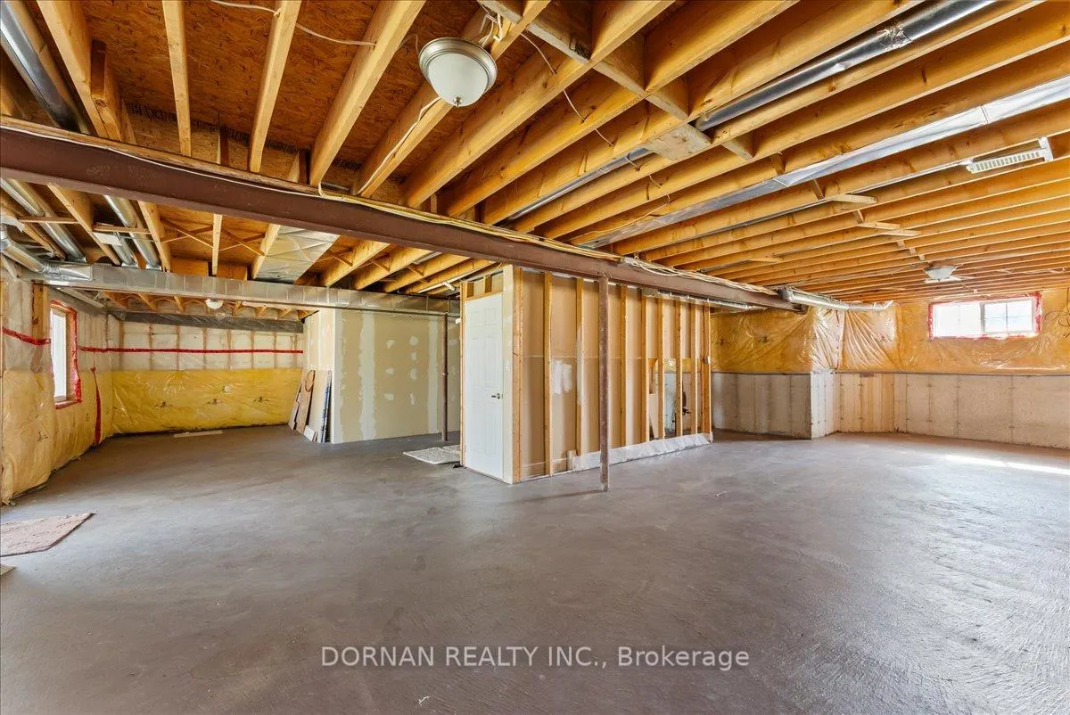 Photo 33 of 754 Munson Crescent, Cobourg — HOMEH