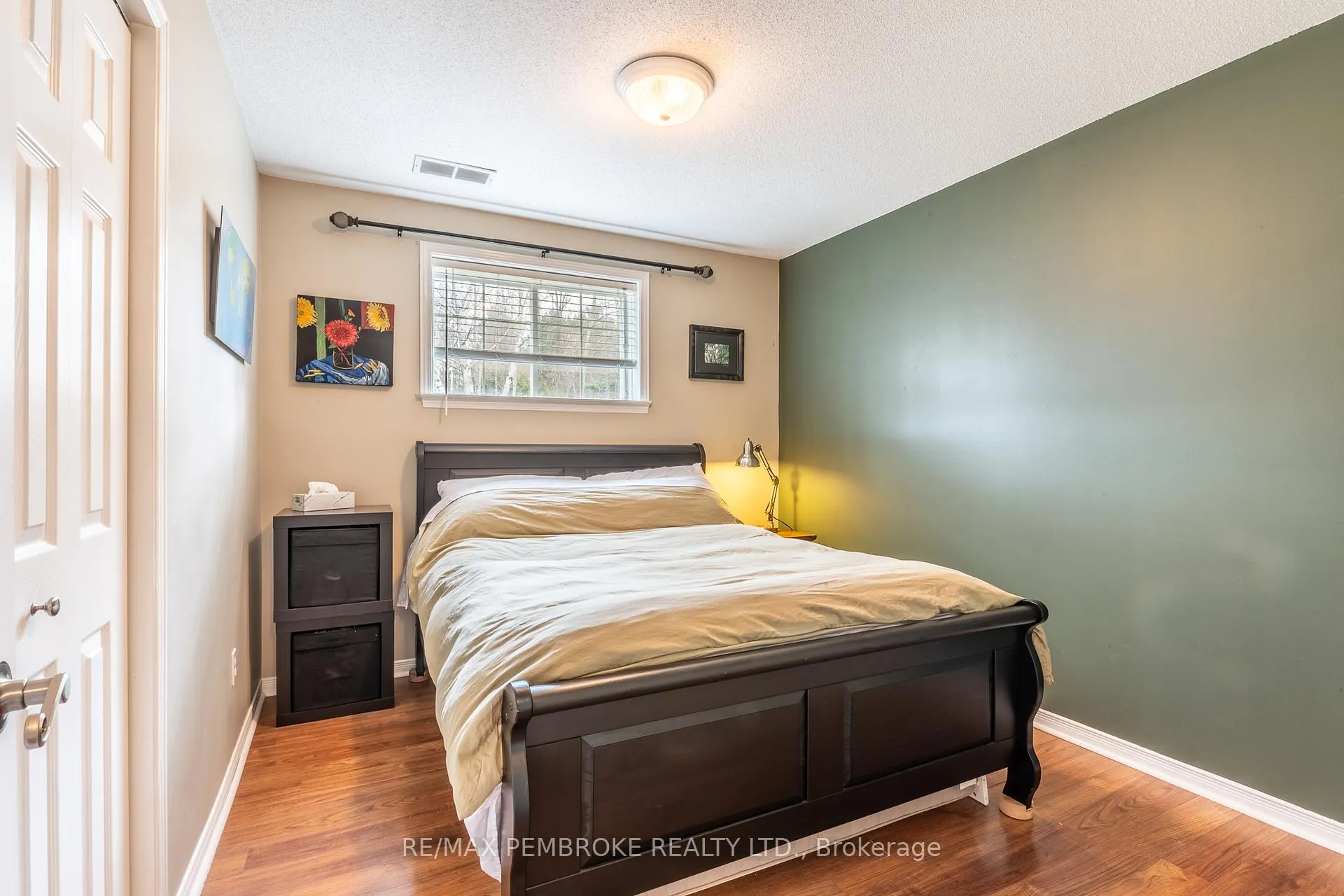 Photo 39 of 18 Cardinal Crescent, Petawawa — HOMEH