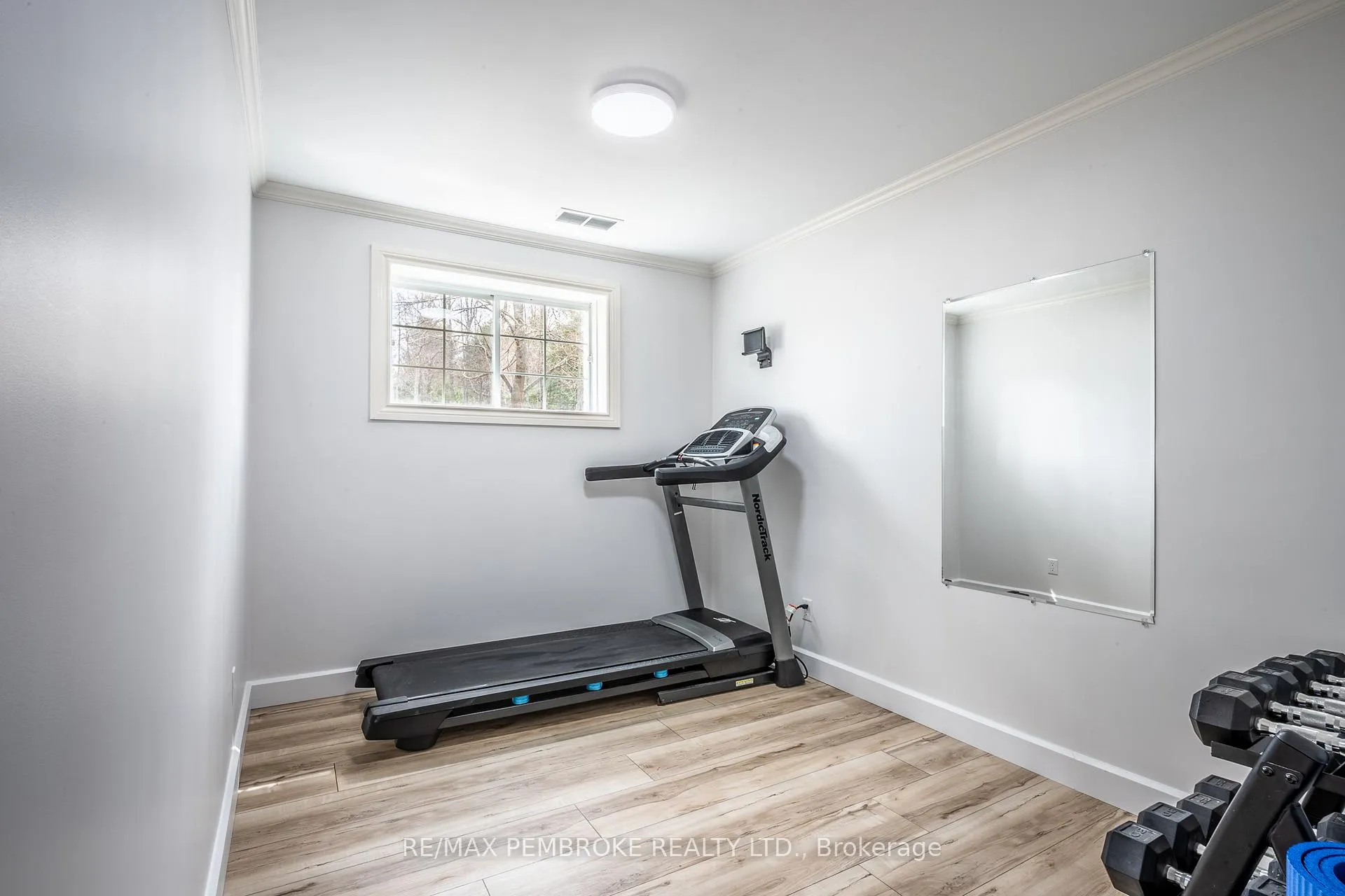 Photo 43 of 18 Cardinal Crescent, Petawawa — HOMEH