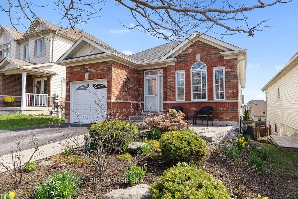 Photo 1 of 316 Blacksmith Way, Peterborough, Northcrest Ward 5 — HOMEH