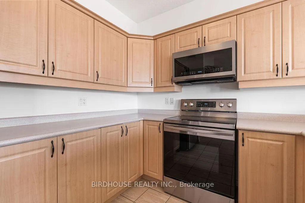 Photo 7 of 316 Blacksmith Way, Peterborough, Northcrest Ward 5 — HOMEH