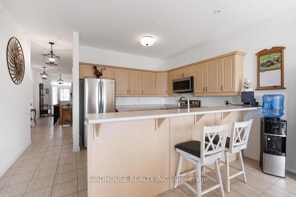 Photo 8 of 316 Blacksmith Way, Peterborough, Northcrest Ward 5 — HOMEH