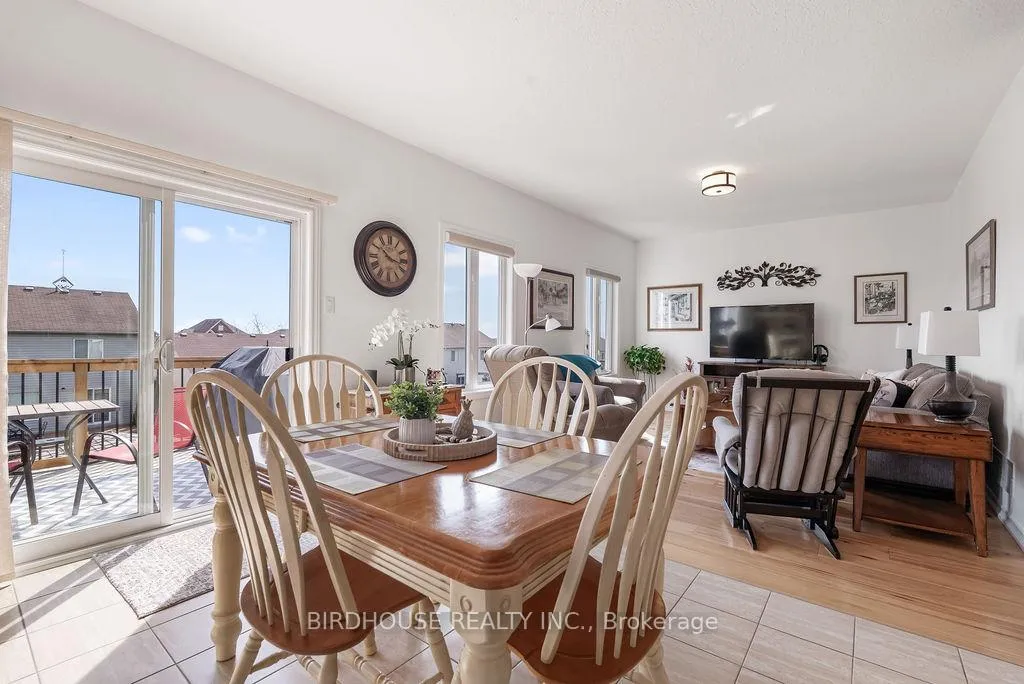 Photo 10 of 316 Blacksmith Way, Peterborough, Northcrest Ward 5 — HOMEH