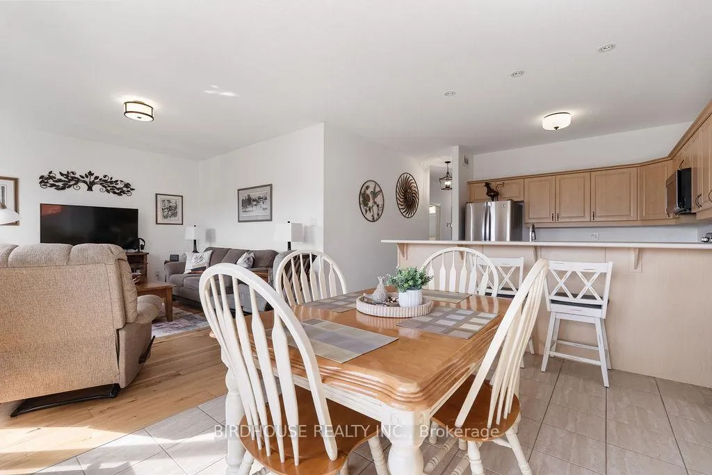 Photo 11 of 316 Blacksmith Way, Peterborough, Northcrest Ward 5 — HOMEH