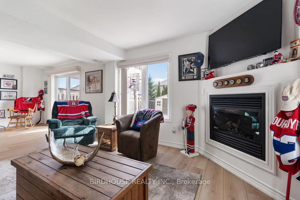 Photo 25 of 316 Blacksmith Way, Peterborough, Northcrest Ward 5 — HOMEH