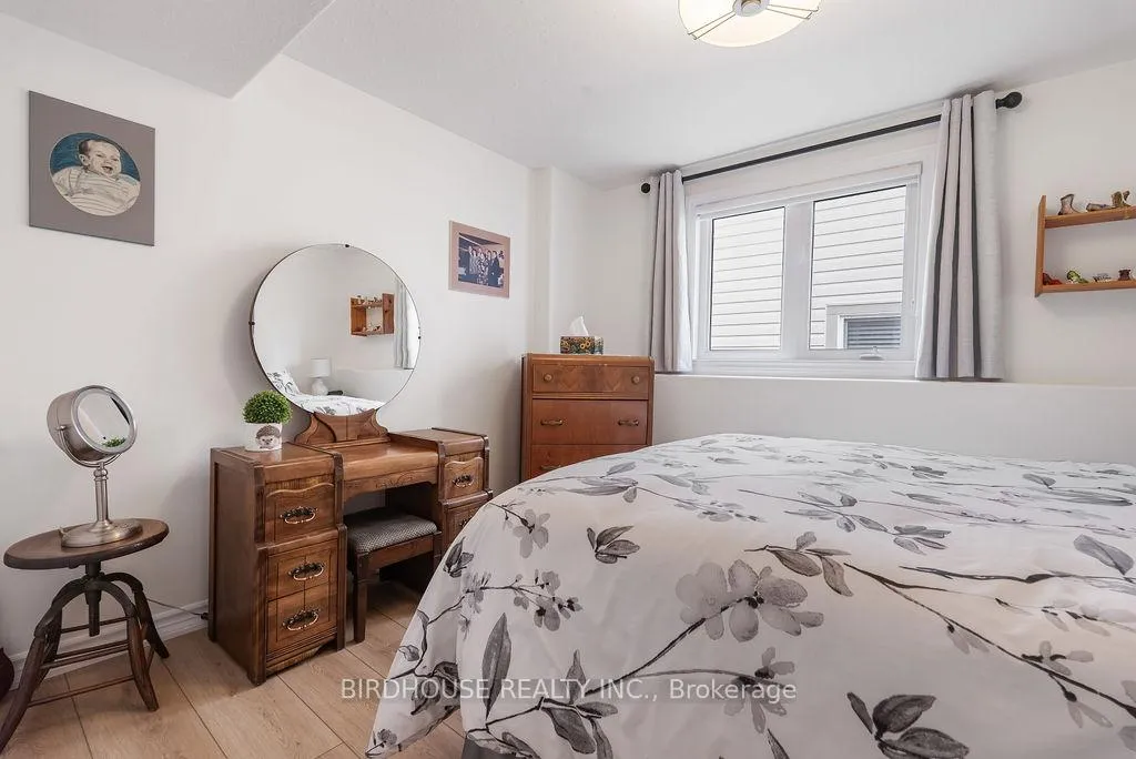 Photo 29 of 316 Blacksmith Way, Peterborough, Northcrest Ward 5 — HOMEH