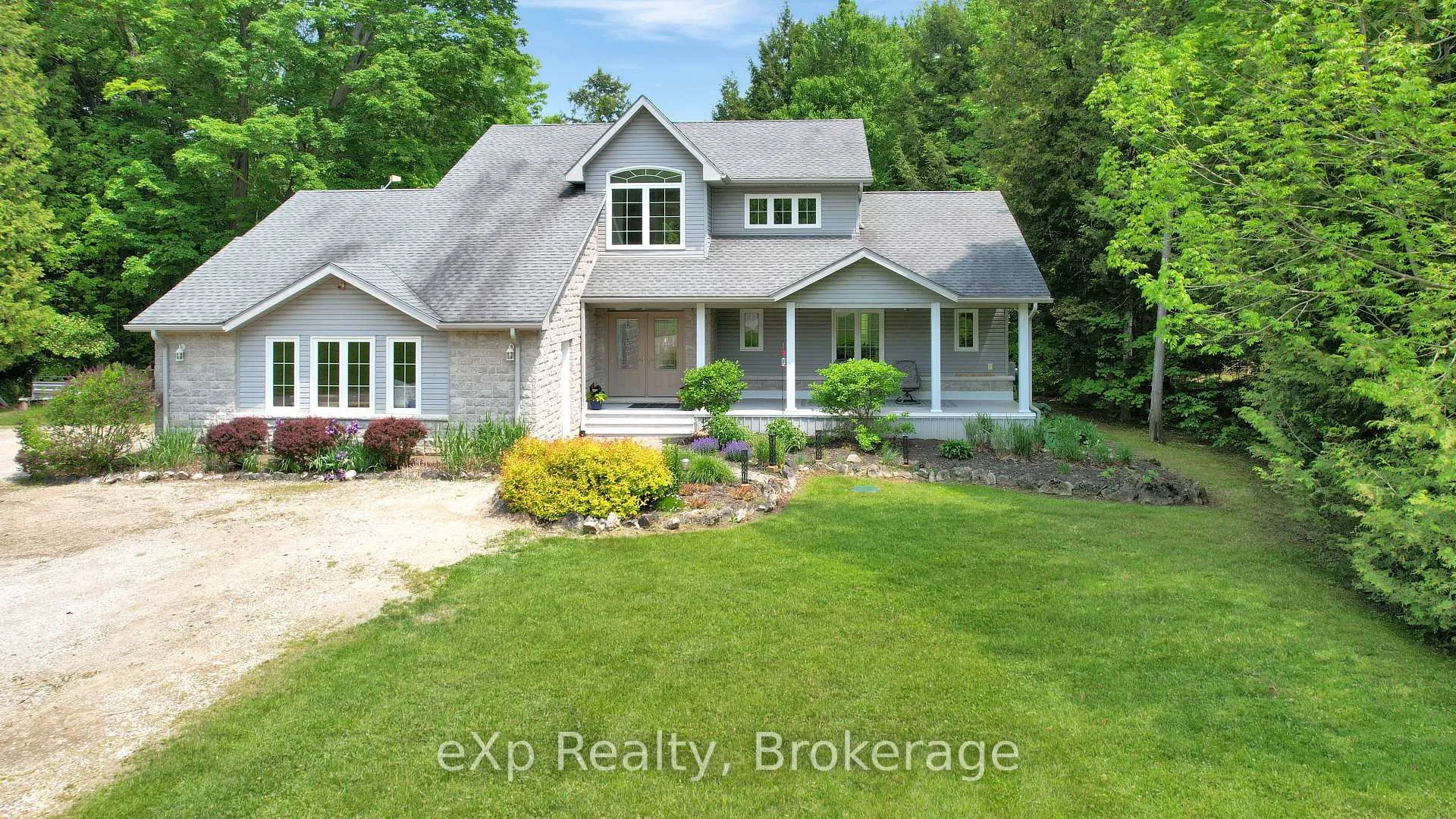 Front of 527 Lake Rosalind Road 5
