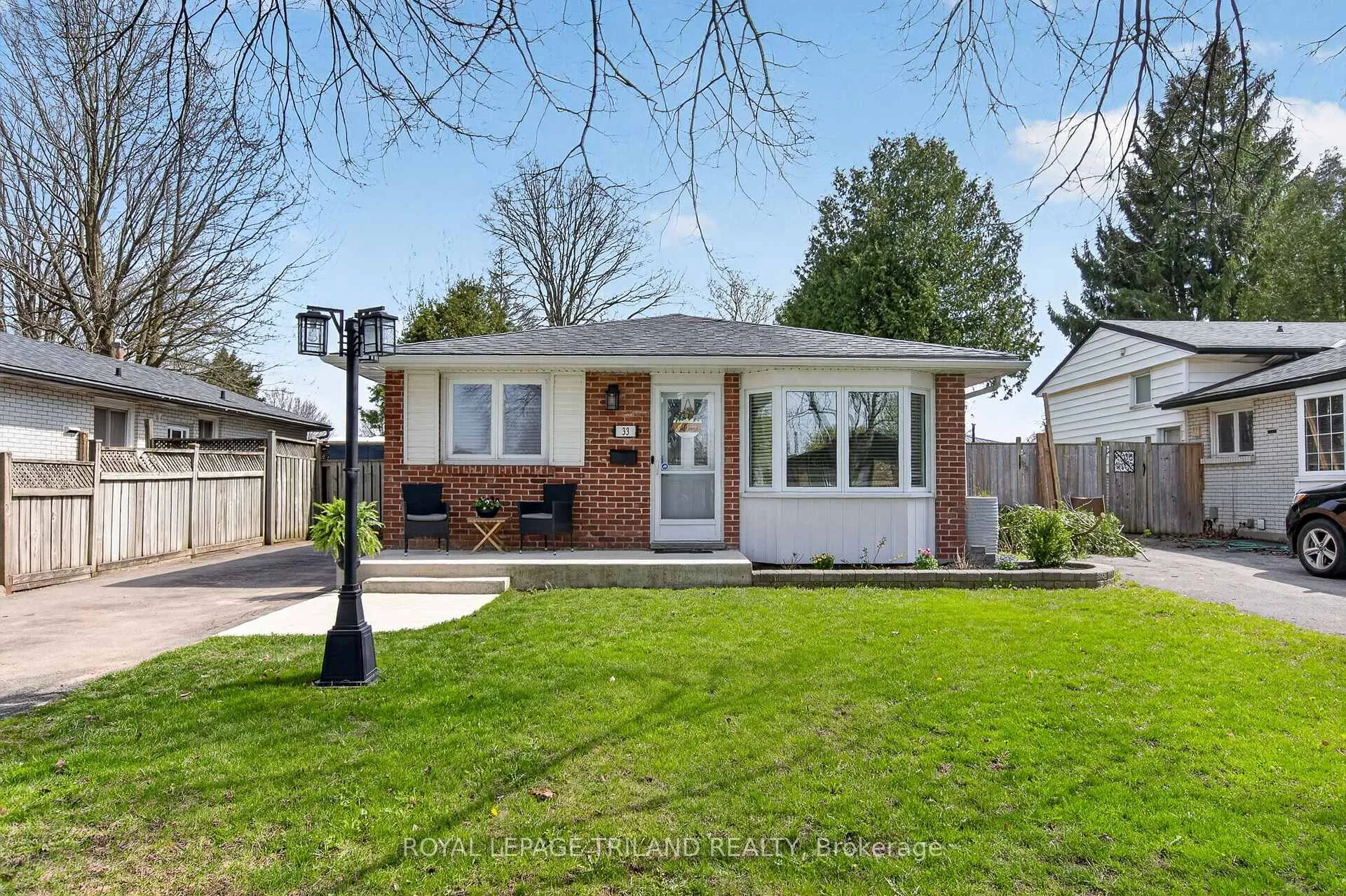 Photo 1 of 33 Buchan Road, London, East I — HOMEH