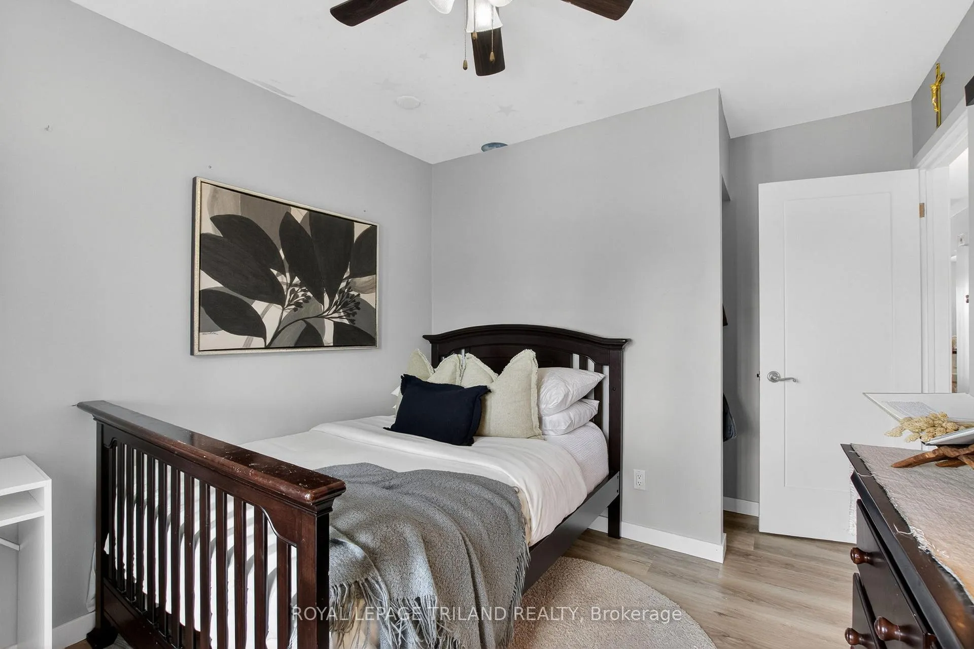 Photo 18 of 33 Buchan Road, London, East I — HOMEH