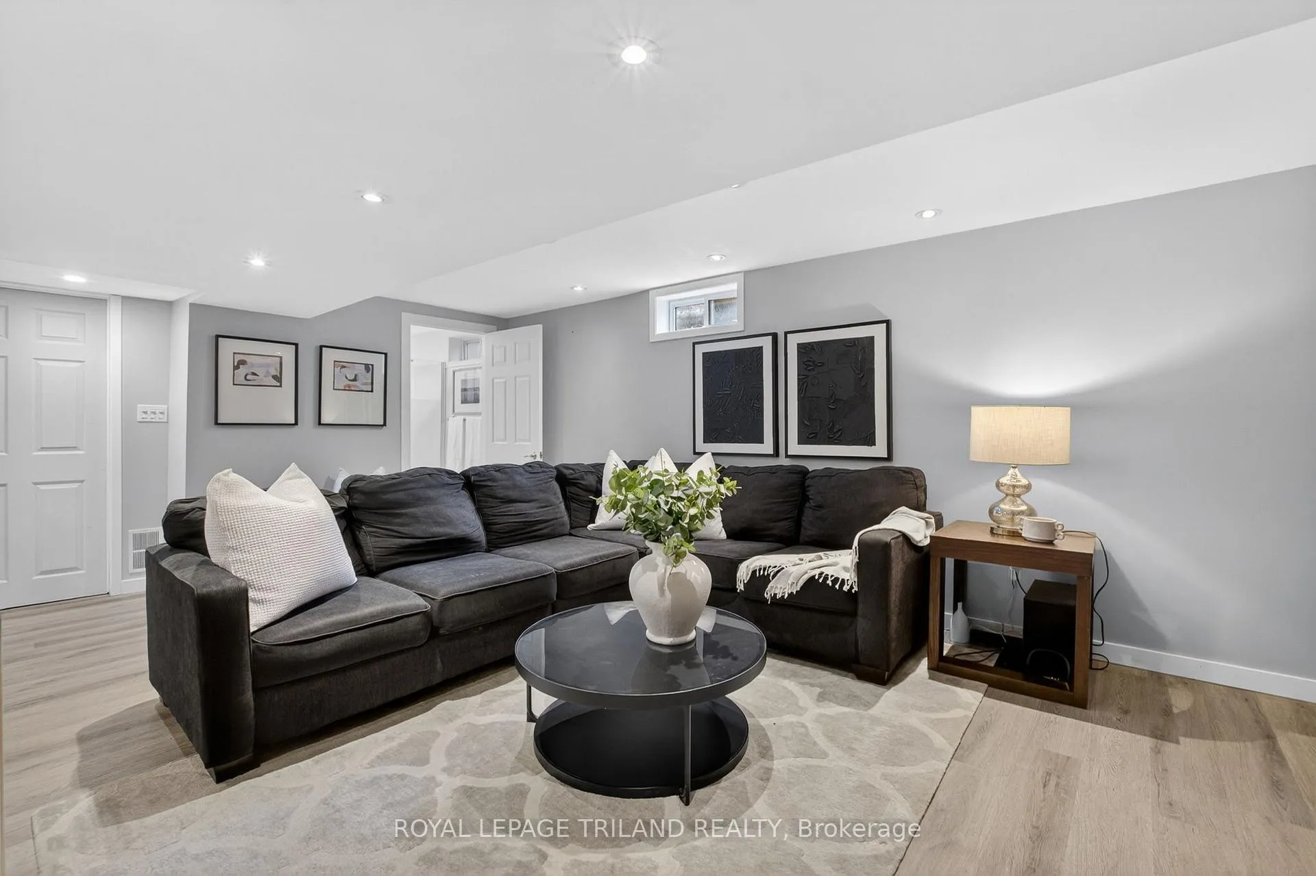 Photo 23 of 33 Buchan Road, London, East I — HOMEH