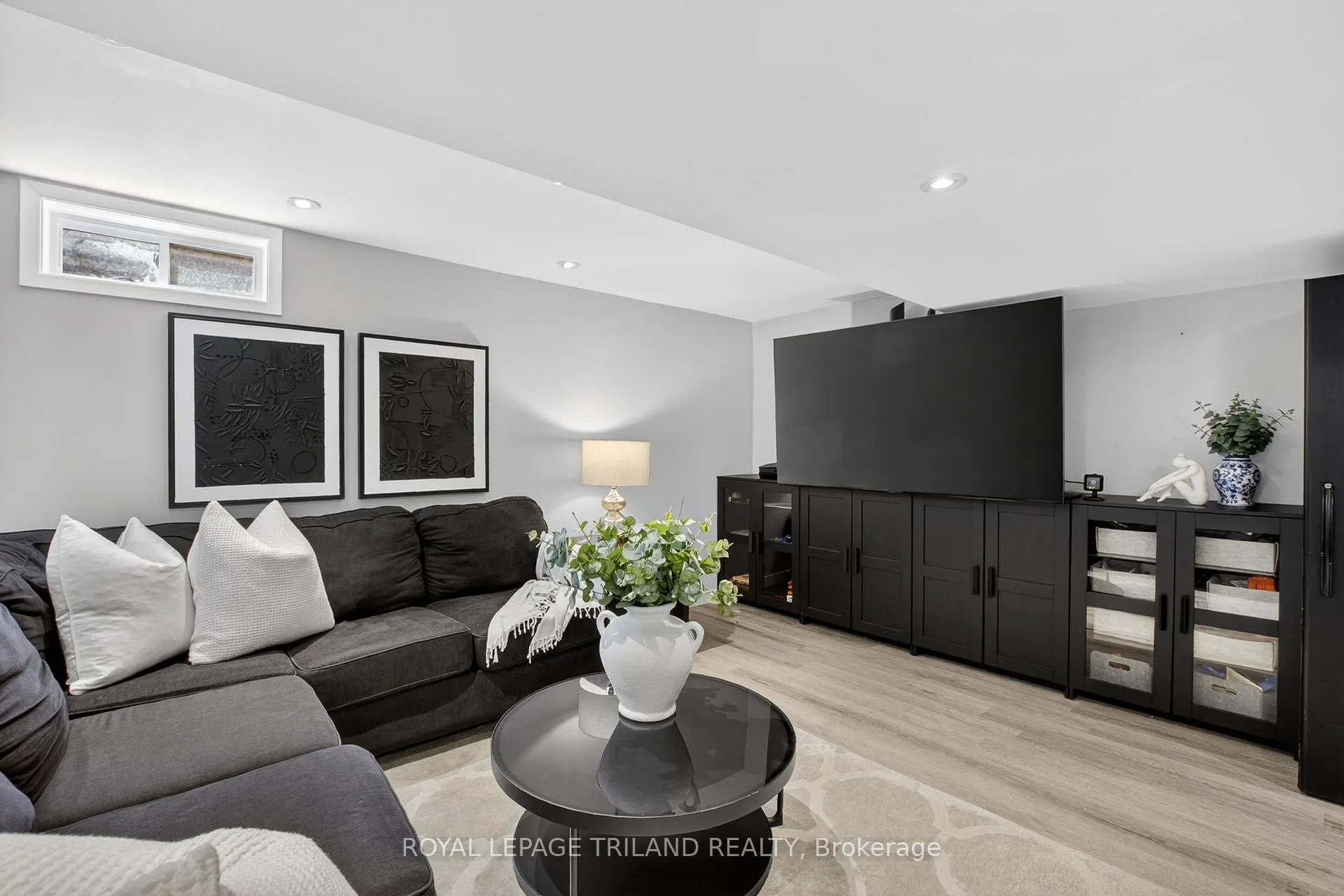 Photo 25 of 33 Buchan Road, London, East I — HOMEH