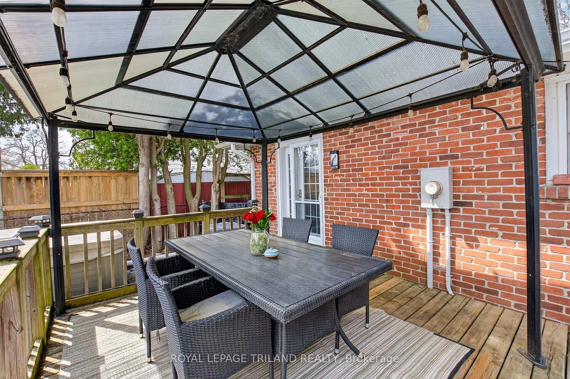 Photo 28 of 33 Buchan Road, London, East I — HOMEH