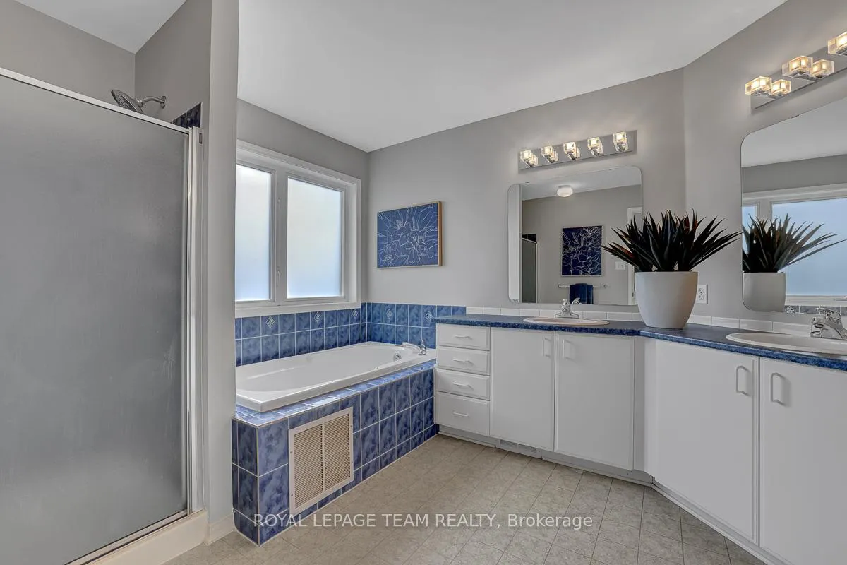 Photo 15 of 39 Crosspointe Avenue, Ottawa, Barrhaven East — HOMEH