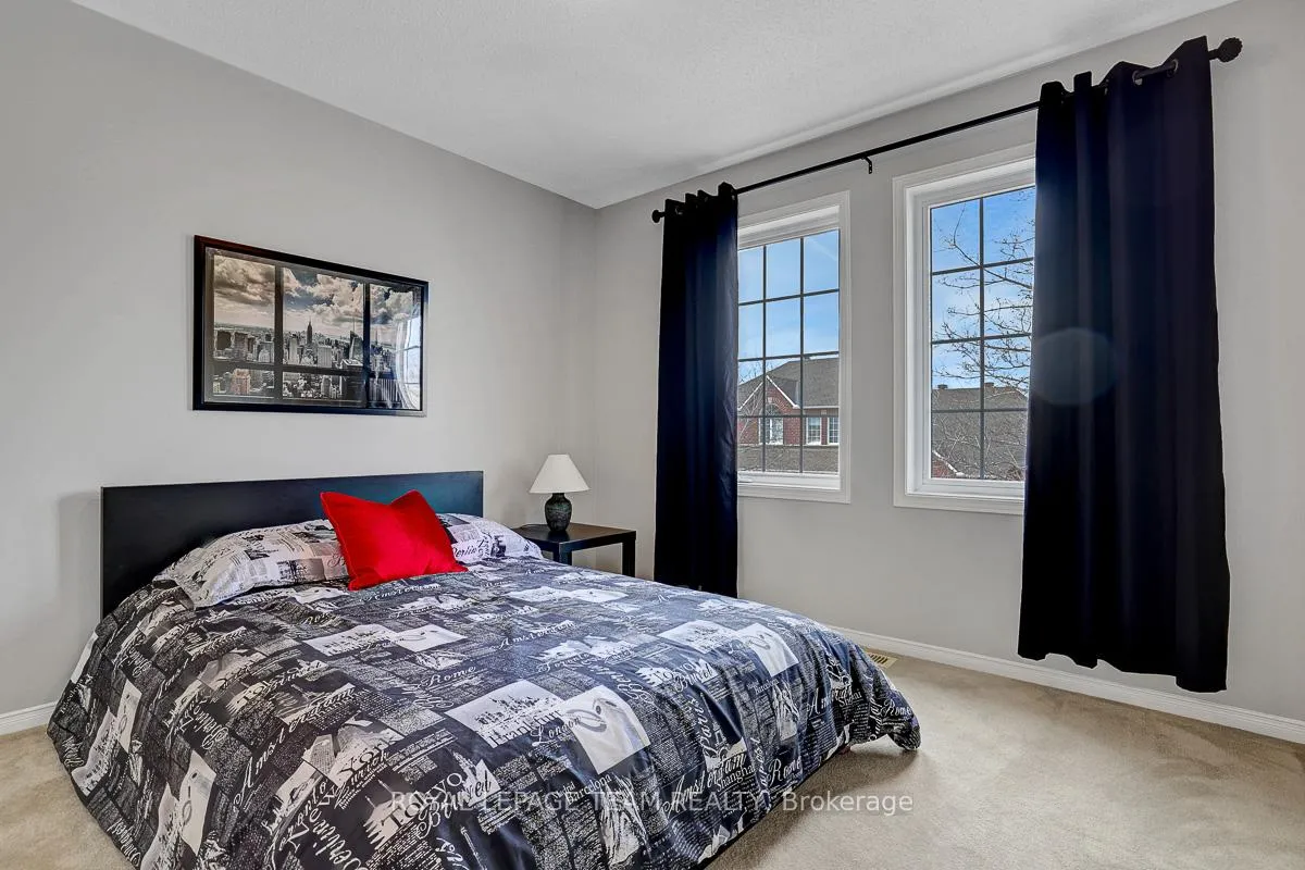 Photo 17 of 39 Crosspointe Avenue, Ottawa, Barrhaven East — HOMEH