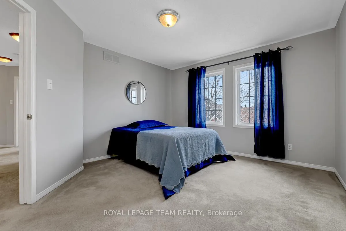 Photo 18 of 39 Crosspointe Avenue, Ottawa, Barrhaven East — HOMEH