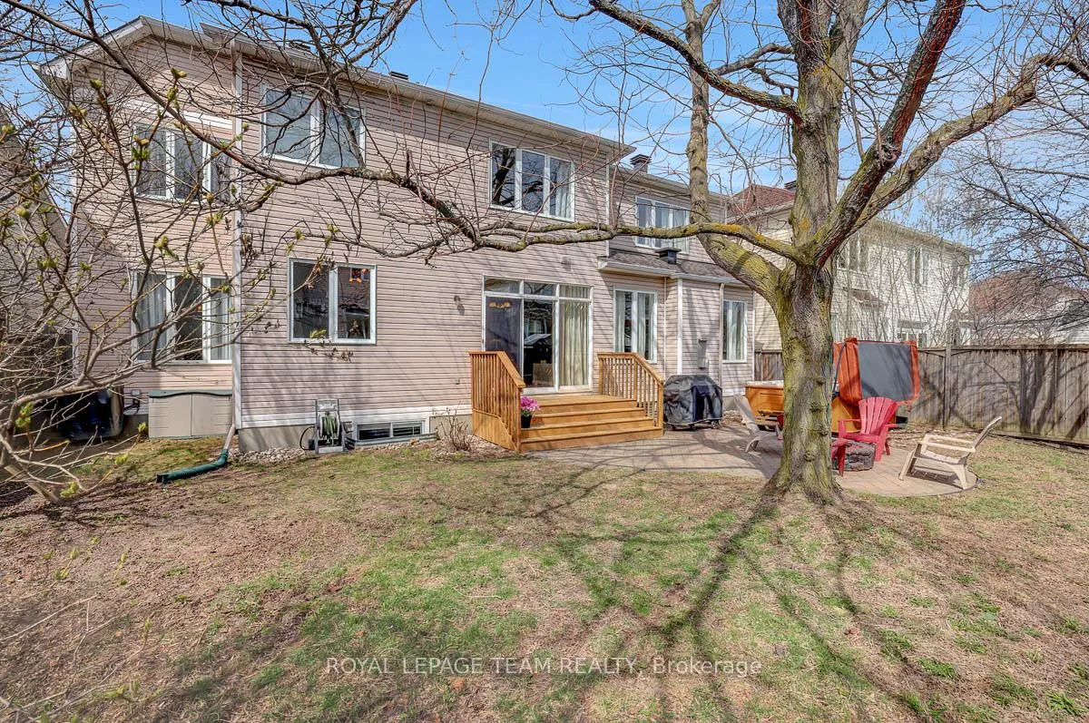 Photo 27 of 39 Crosspointe Avenue, Ottawa, Barrhaven East — HOMEH