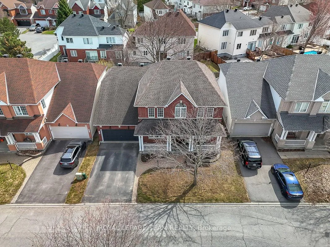 Photo 28 of 39 Crosspointe Avenue, Ottawa, Barrhaven East — HOMEH